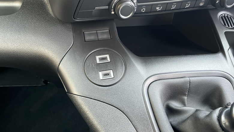 Citroen Berlingo 1.5 BlueHDi 100 Plus M 5dr [WAV] Diesel Estate